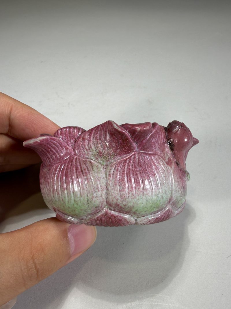 清中期 粉彩仿生荷花花形水盂 - 图5