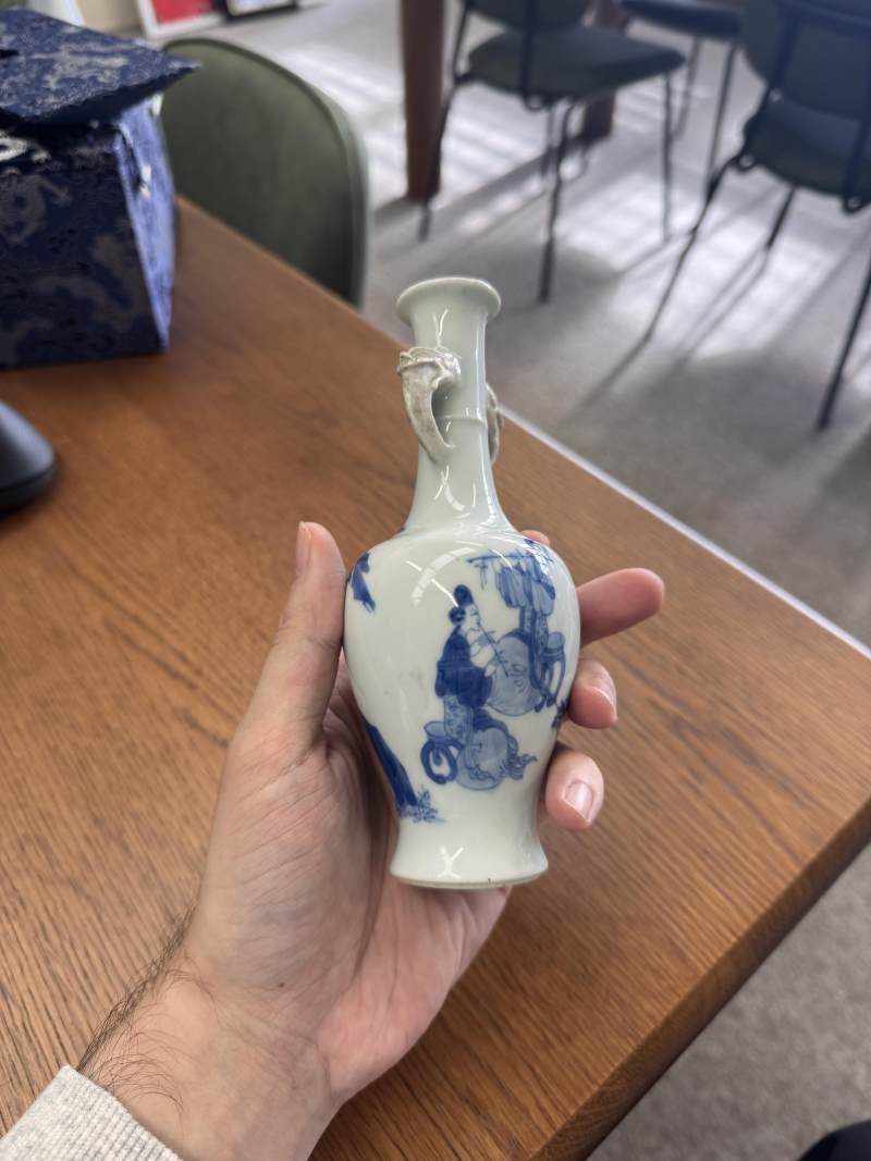 清康熙 青花奏樂圖雙耳瓶 | Santos Collection | A fine Chinese blue and white 'musicians' twin-handled vase, Qing dynasty, Kangxi period - 图10