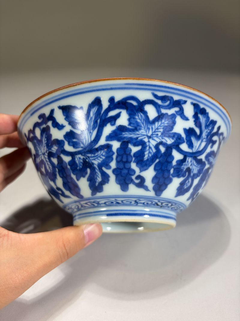 清早期 青花缠枝葡萄纹碗 - 图3
