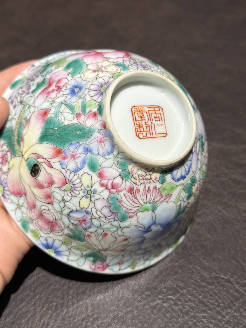 民国 粉彩百花不露地碗一对 - 图17