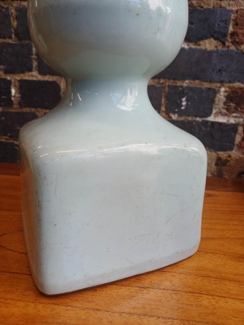 清十九世紀 青釉瓶 《大清乾隆年製》款 | A Chinese monochrome celadon-glazed vase, Qing dynasty, 19th century - 图14
