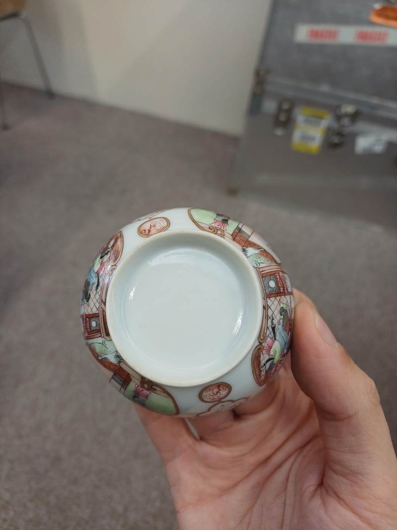清雍正 粉彩人物故事圖盃 | A Chinese famille-rose 'figural' cup, Qing dynasty, Yongzheng period - 图10