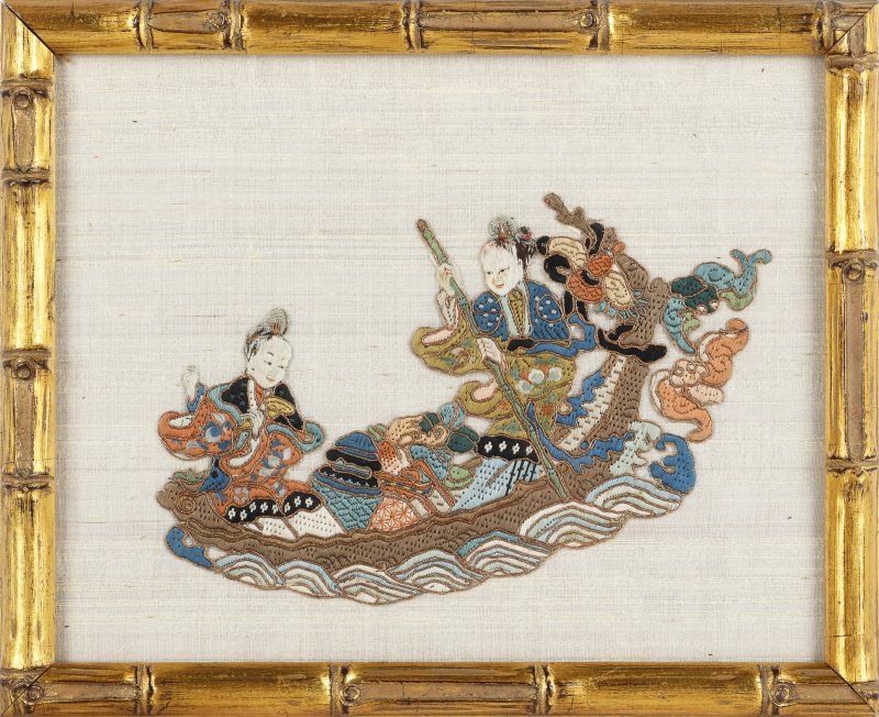 清十九世紀 絲繡八仙祝壽圖掛屏 | A Chinese embroidered silk 'Immortals' panel, Qing dynasty, 19th century - 图2