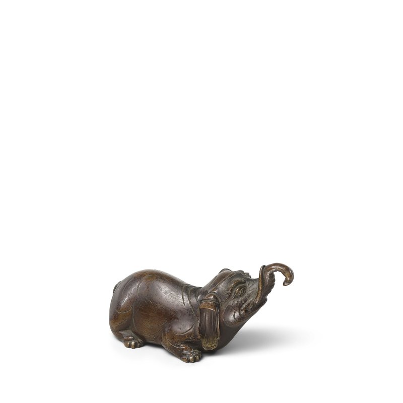 晚明至清初 銅象及銅瑞獸 一組兩件 | TWO BRONZE FIGURES - 图3