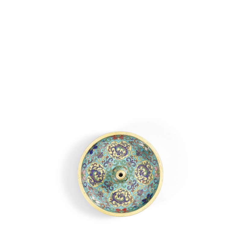 清乾隆 掐絲琺瑯開光螭龍紋香插 | A CLOISONNÉ ENAMEL INCENSE HOLDER - 图2