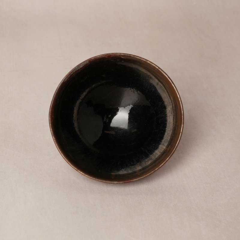 宋 建窰黑釉盌 | Santos Collection | A Chinese Jian black-glazed bowl, Song dynasty - 图1