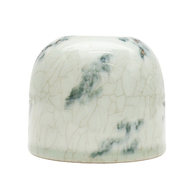 十九至二十世紀 哥窯水盂 | A Chinese crackle-glazed water pot, 19th-20th century - 图2