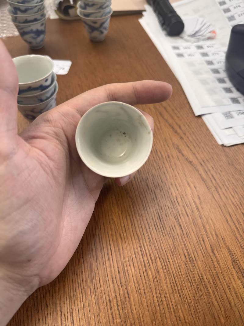 十七世紀 哈徹號沈船出水 青花龍紋酒盃一組四件 | A set of four Chinese blue and white wine cups from the Hatcher Cargo, 17th century - 图20