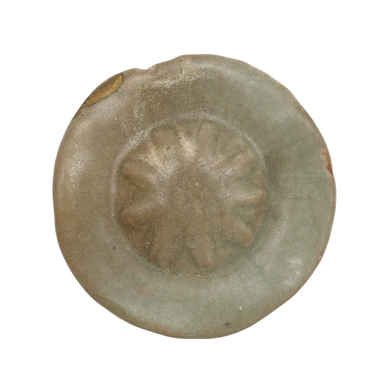 明或更早 各式青瓷一組三件 | A group of Chinese celadon ceramics, Ming dynasty or earlier - 图8