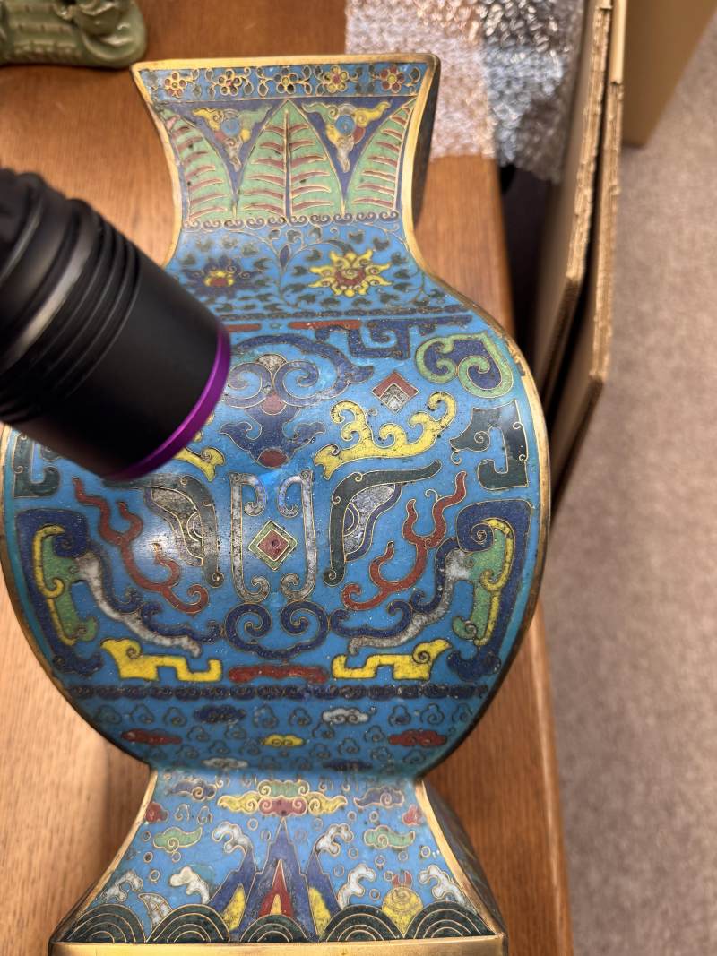 十七世紀 掐絲琺瑯掐絲掐絲銅鍍金饕餮紋方壺 | A fine Chinese cloisonné enamel and gilt-bronze 'taotie' vase, fanghu, Ming dynasty, 17th century - 图46