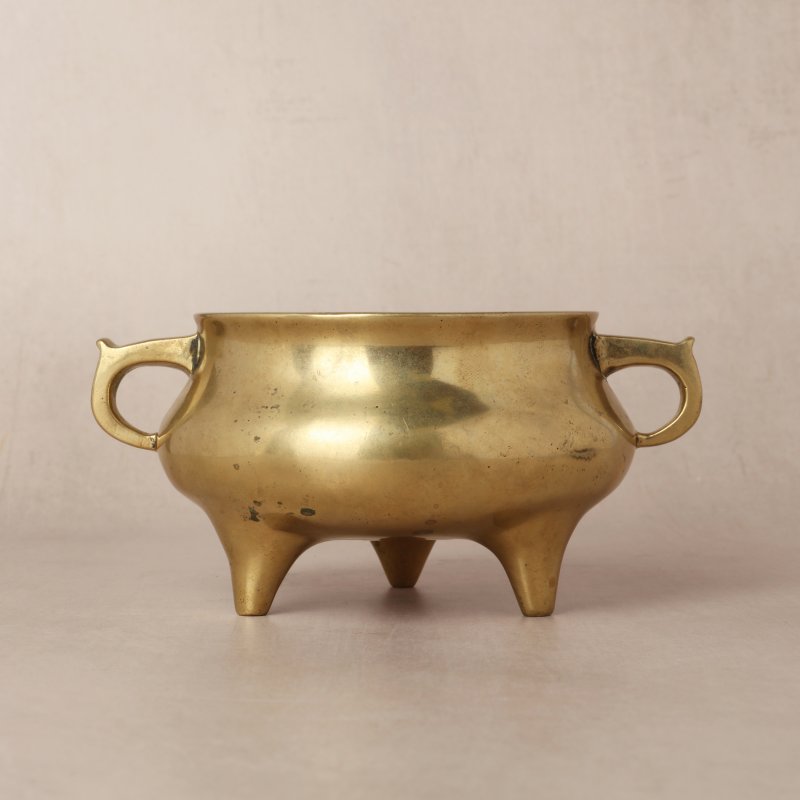 清十八/十九世紀 銅鎏金壓經三足爐《宣德》款 | A Chinese polished bronze tripod censer, Qing dynasty, 18th/19th century - 图17