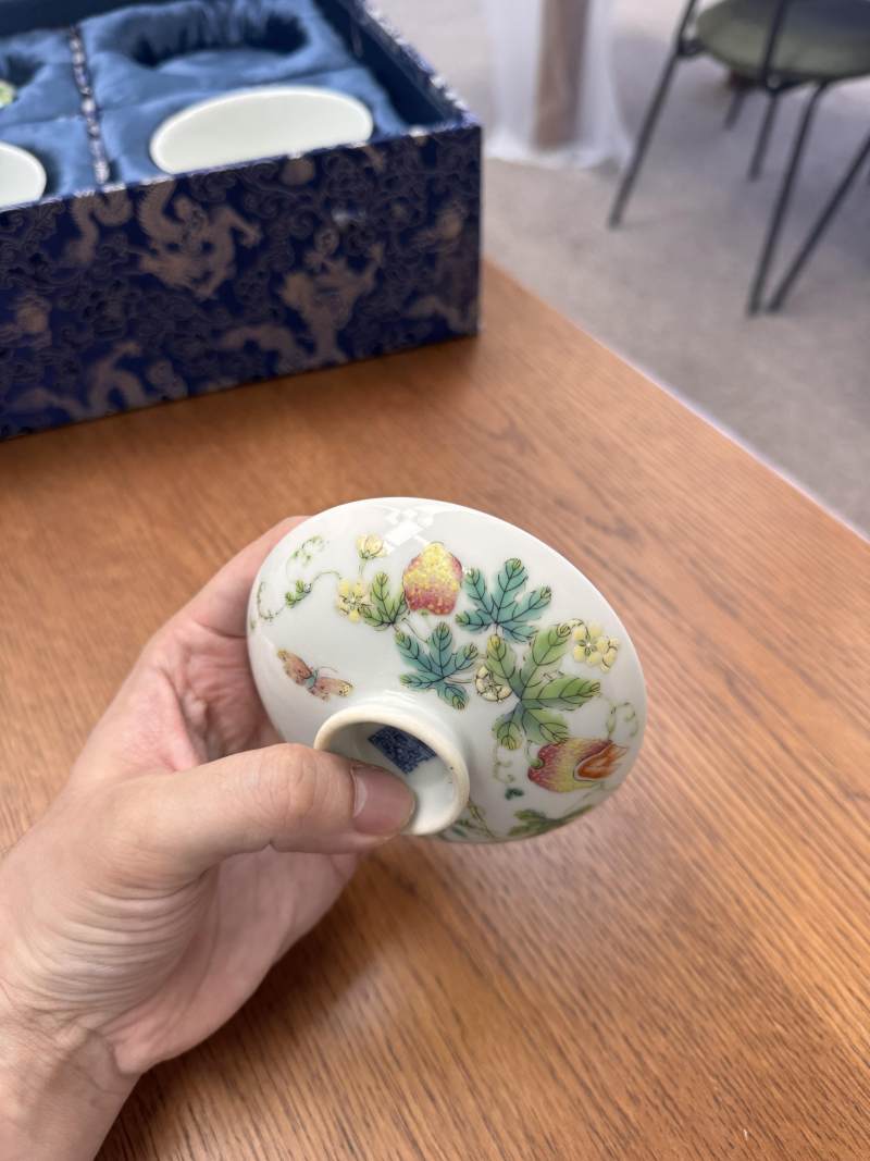 清道光 粉彩癩瓜紋蓋盌一對 《大清道光年製》款 | Santos Collection | A pair of fine Chinese famille-rose 'bitter melon' bowls and covers, Qing dynasty, Daoguang mark and period - 图6