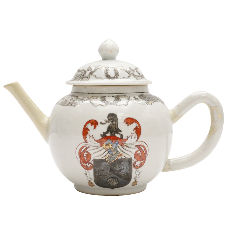 清乾隆 外銷紋章瓷一組五件 | A group of Chinese export armorial ceramics, Qing dynasty, Qianlong period - 图6