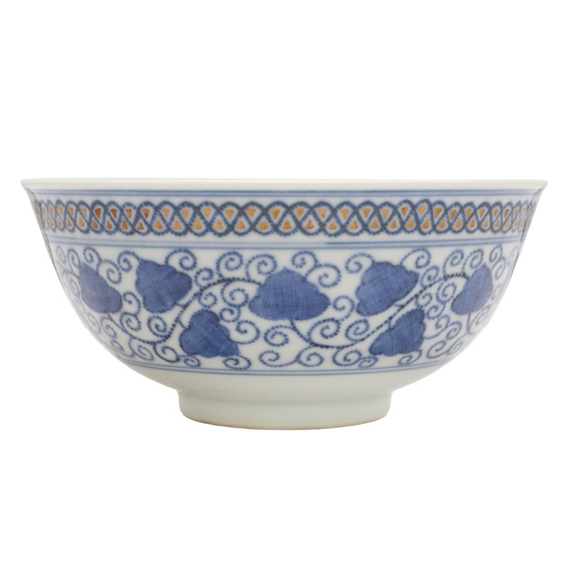 二十世紀 青花描金纏枝花卉紋盌 《彩秀堂製》款 | A Chinese blue and white gilt-decorated bowl, 20th century, Caixiutang mark