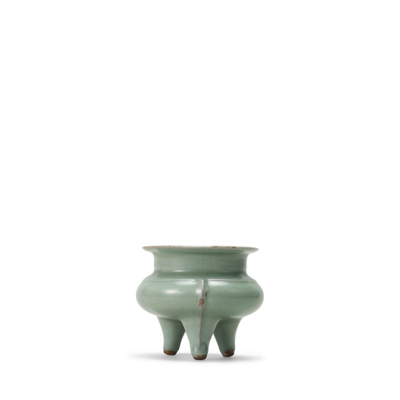 南宋 龍泉窯青釉三足爐 | A LONGQUAN CELADON-GLAZED INCENSE BURNER - 图4