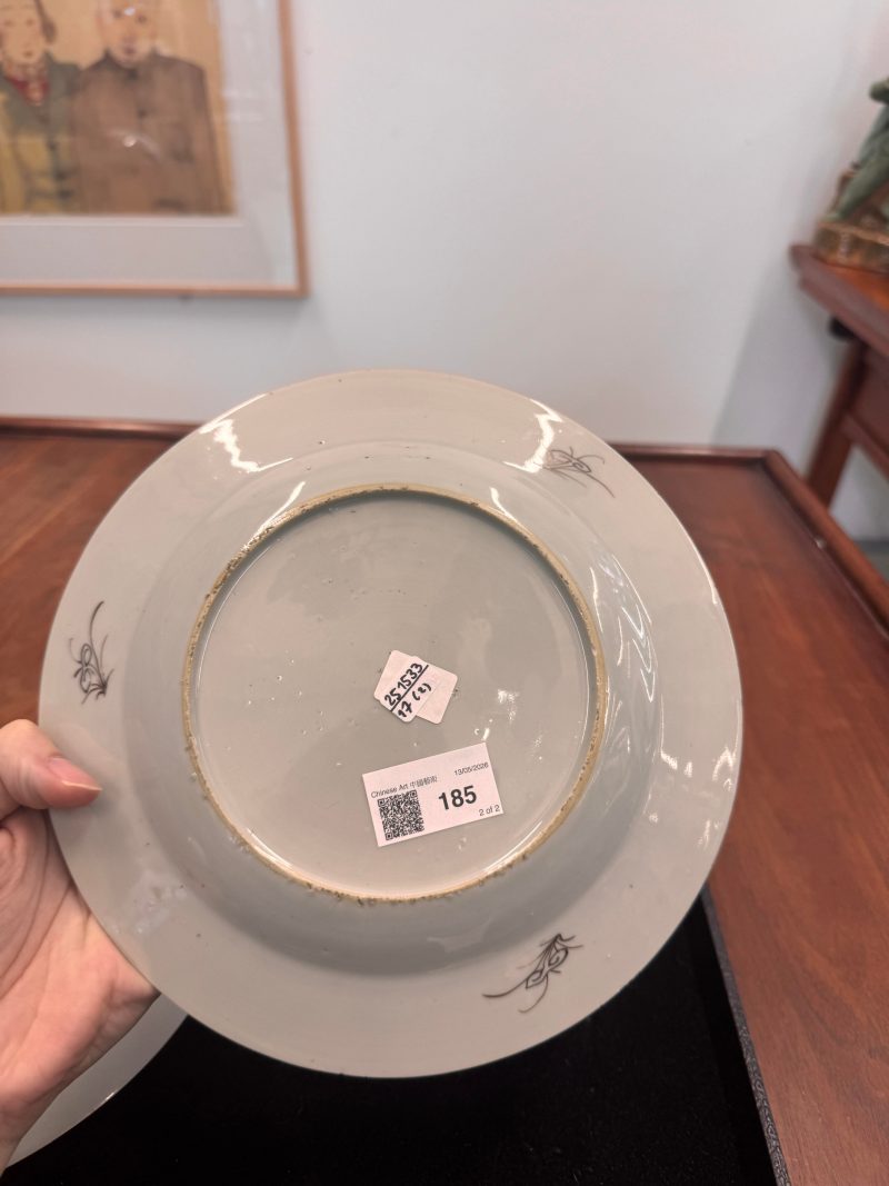 清十八世紀 粉彩描金花卉紋盤一對 | A pair of Chinese export gilt-decorated famille-rose dishes, Qing dynasty, 18th century - 图12