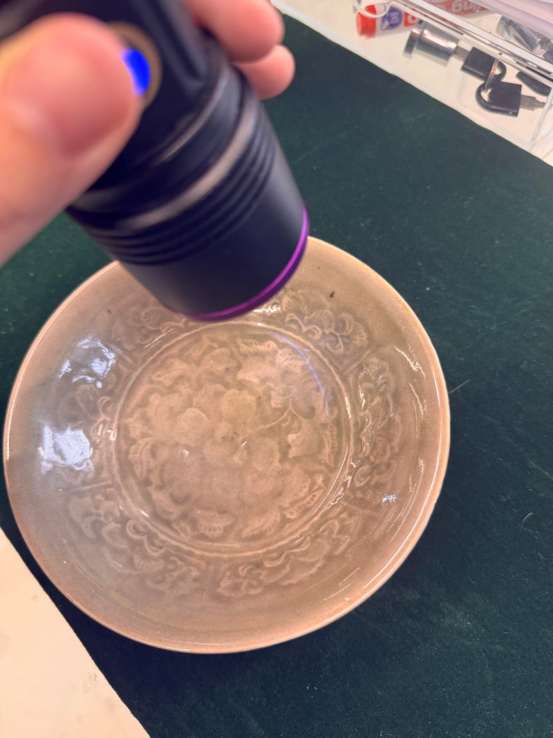 北宋 耀州窯青釉刻花牡丹紋盌 | Santos Collection | A Chinese Yaozhou celadon 'peony' bowl, Northern Song dynasty - 图21