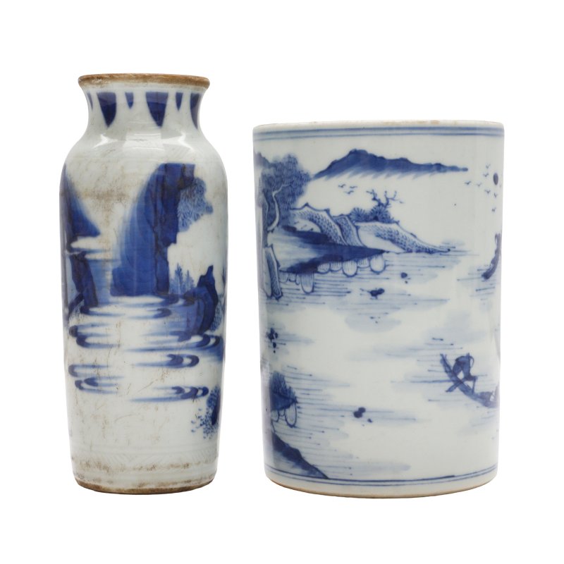 十九/二十世紀 青花人物故事圖瓶 及 青花山水圖筆筒 一組兩件 | A Chinese blue and white vase together with a brush pot, 19th/20th century - 图2