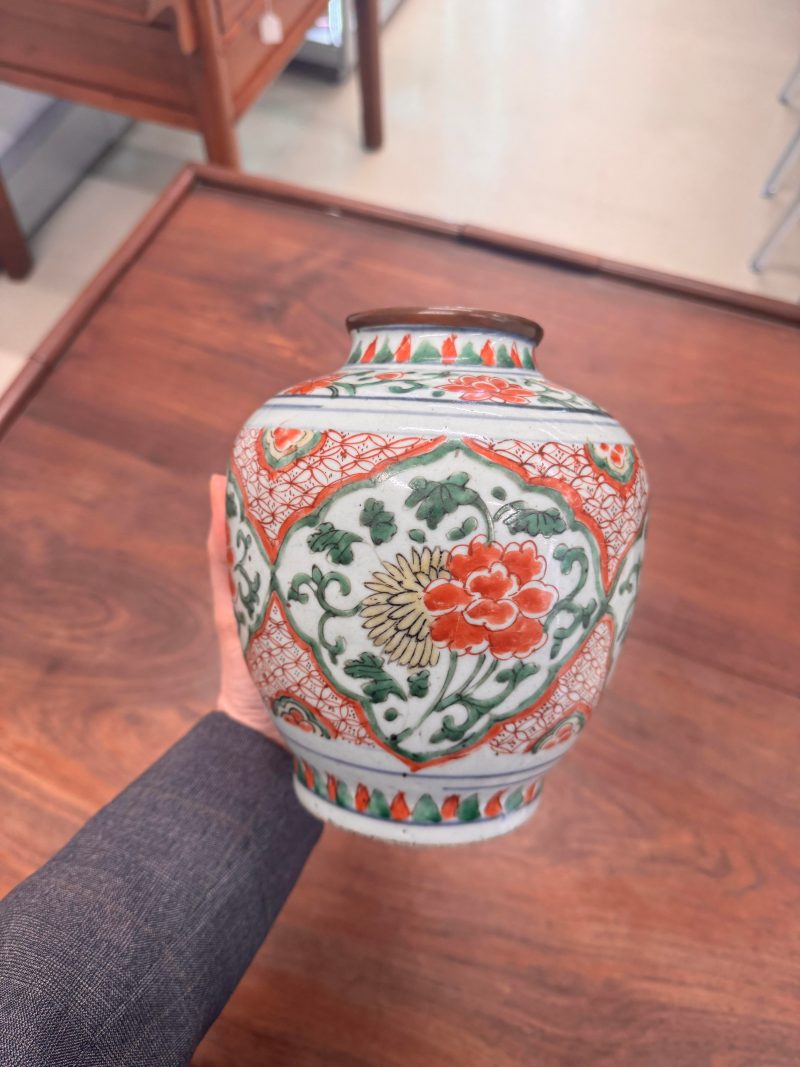 過渡期 五彩穿花鳳紋罐 | A Chinese wucai 'phoenix' jar, Transitional period, 17th century - 图10