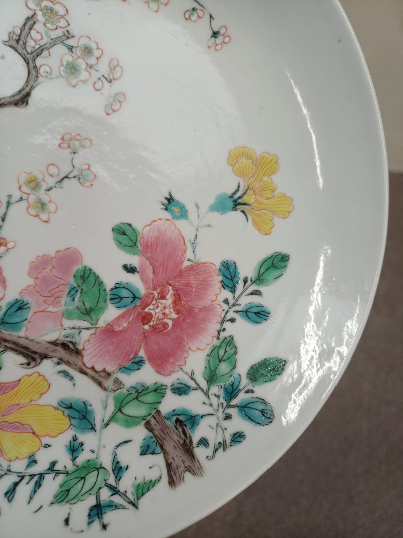 清雍正 粉彩過枝花卉紋盤 | Santos Collection | A fine Chinese famille-rose 'blossoms' dish, Qing dynasty, Yongzheng period - 图2