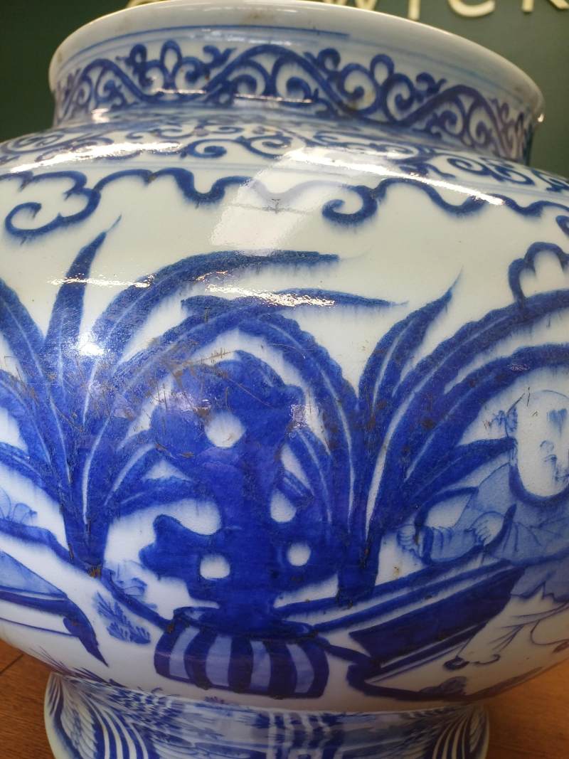 清十八世紀 青花百子圖瓶 | A large Chinese blue and white 'boys' vase, Qing dynasty, 18th century - 图13
