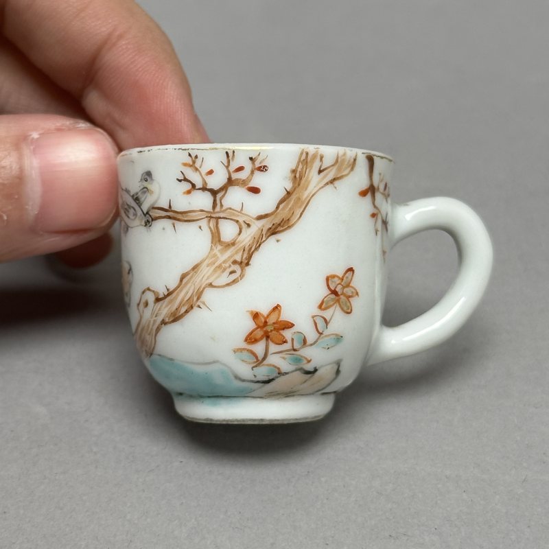 清乾隆 粉彩花卉纹把杯 - 图3
