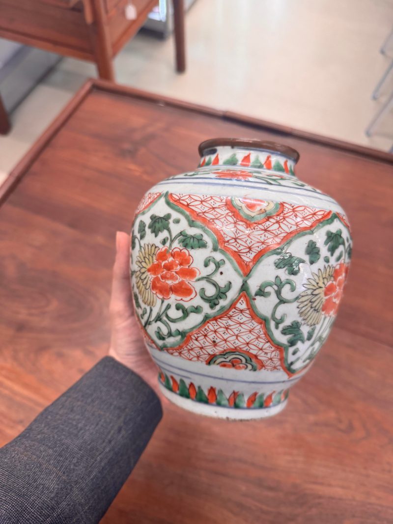 過渡期 五彩穿花鳳紋罐 | A Chinese wucai 'phoenix' jar, Transitional period, 17th century - 图11