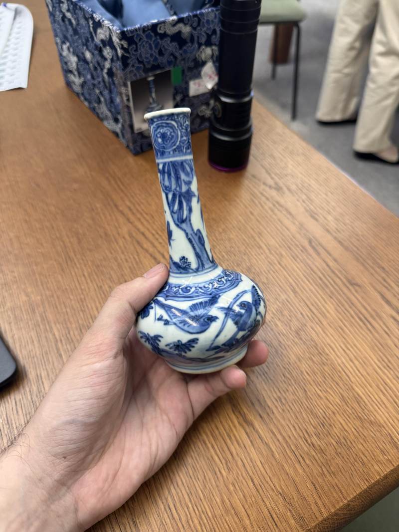 明 古染付青花花鳥圖膽瓶 | Santos Collection | A Chinese kosometsuke blue and white 'birds' bottle vase, Ming dynasty - 图8
