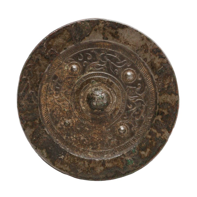 漢 青銅瑞獸鏡 | A Chinese archaic bronze mirror, Han dynasty