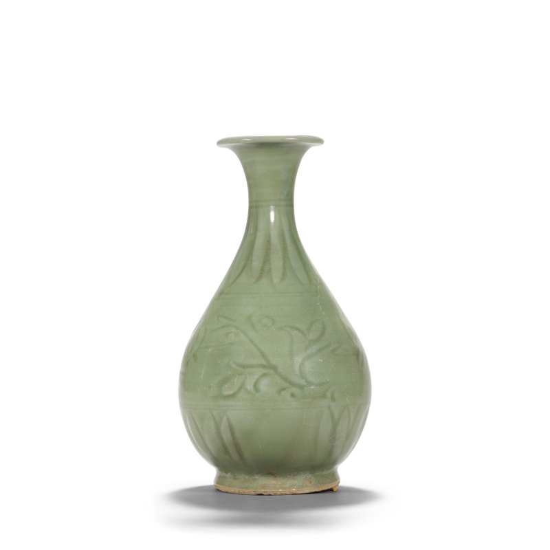 宋/元 龍泉窯青釉刻花玉壺春瓶 | A LONGQUAN CELADON-GLAZED 'FLORAL' VASE, YUHUCHUNPING - 图3