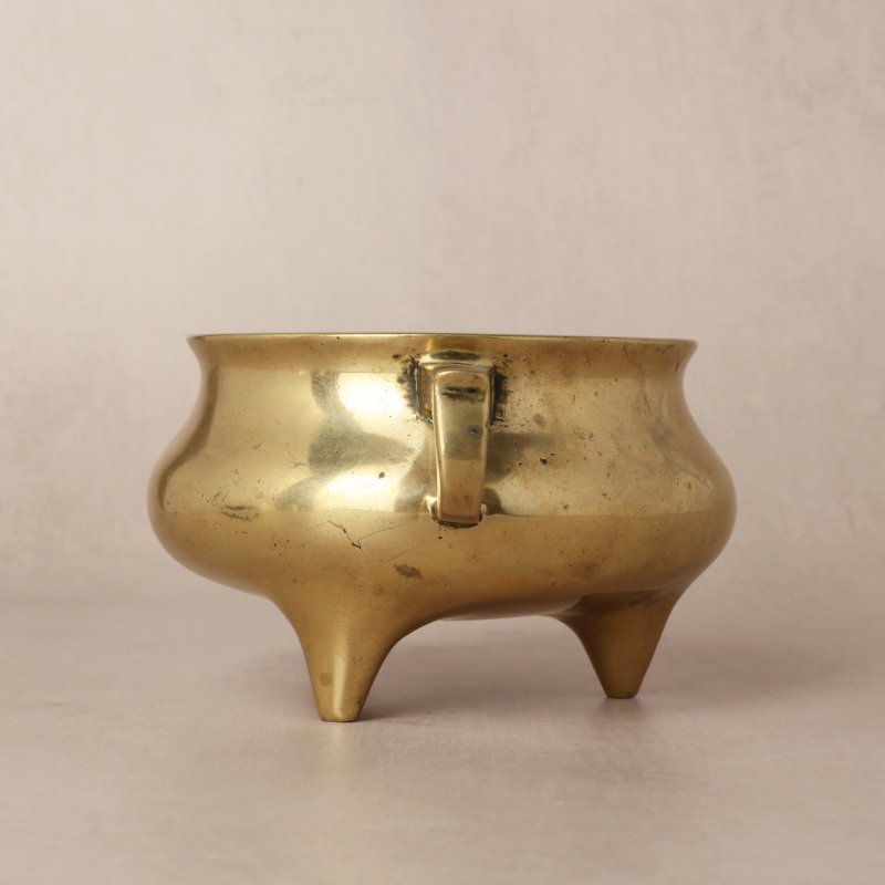 清十八/十九世紀 銅鎏金壓經三足爐《宣德》款 | A Chinese polished bronze tripod censer, Qing dynasty, 18th/19th century - 图18