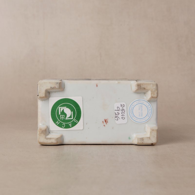 清康熙 粉彩花卉紋茶蓋罐 | Santos Collection | A Chinese export famille-rose tea caddy, Qing dynasty, Kangxi period - 图6