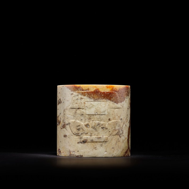 商　玉環及玉筒形器　一組兩件 | A GROUP OF TWO ARCHAIC JADE ORNAMENTS - 图5