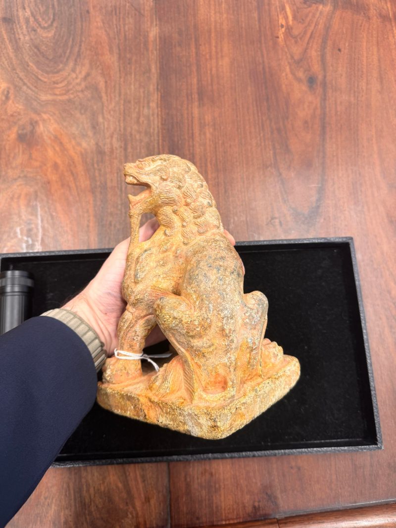 或為唐 大理石雕瑞獅像 | A Chinese marble carving of a lion, possibly Tang dynasty - 图36