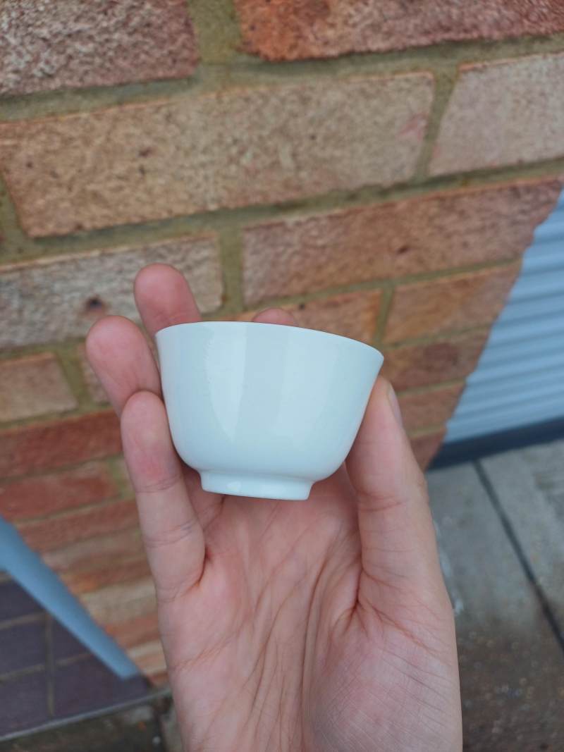 十九/二十世紀 白釉盃 《大清雍正年製》款 | A Chinese white-glazed cup, 19th/20th century - 图3