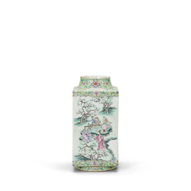 清道光 綠地粉彩四愛圖琮式瓶 | A GREEN-GROUND FAMILLE-ROSE 'CONG' VASE - 图1