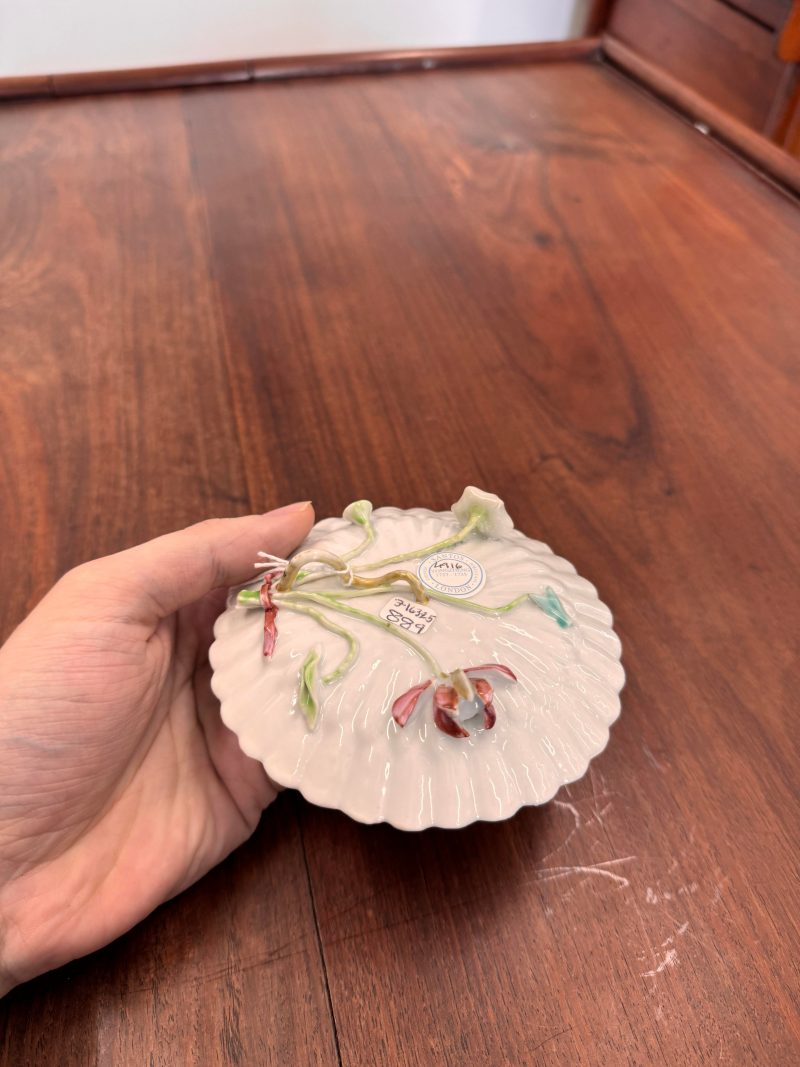 清雍正 粉彩荷塘金魚紋盃及小盤 | Santos Collection | A Chinese export famille-rose 'carp and lotus' cup and saucer, Qing dynasty, Yongzheng period - 图19