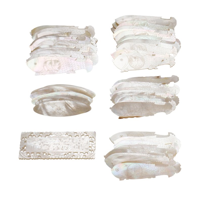 二十世紀 螺鈿繞線板一組 | A group of Chinese carved mother-of-pearl thread winders, 20th century