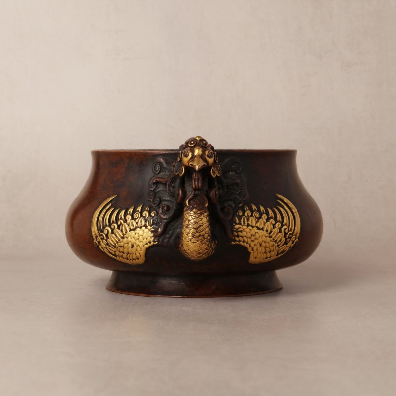 二十世紀 銅局部鎏金鳳耳爐 《大明宣德年製》款 | A Chinese parcel-gilt bronze 'phoenix' censer, 20th century - 图4
