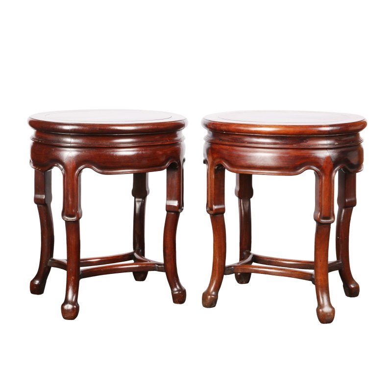 清十九世紀 紅木凳一對 | A pair of Chinese hongmu stools, 19th century - 图3