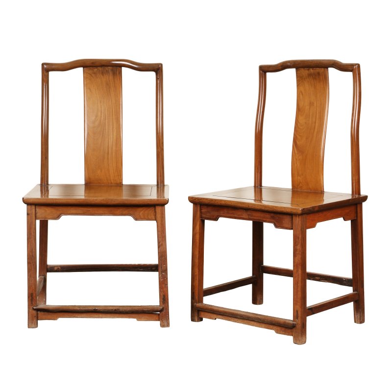 清十九世紀 紅木燈掛椅一對 | A pair of Chinese hongmu yoke-back side chairs, dengguayi, Qing dynasty, 19th century