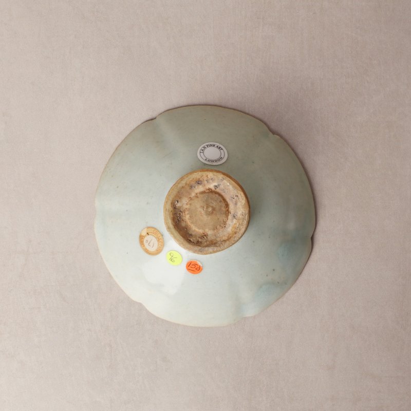 宋 青白釉花卉紋花口盃 | A rare Chinese Qingbai 'floral' foliate cup, Song dynasty - 图3