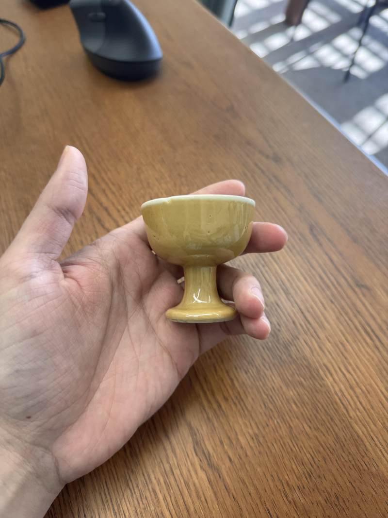 清康熙 米醬釉高足盃 | Santos Collection | A Chinese cafe-au-lait-glazed stem cup, Qing dynasty, Kangxi period - 图6