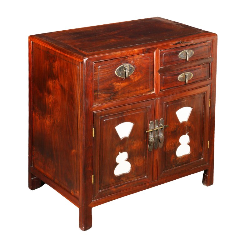 十九/二十世紀 紅木鑲大理石櫃 | A Chinese hongmu marble-inset cabinet, 19th/20th century - 图2