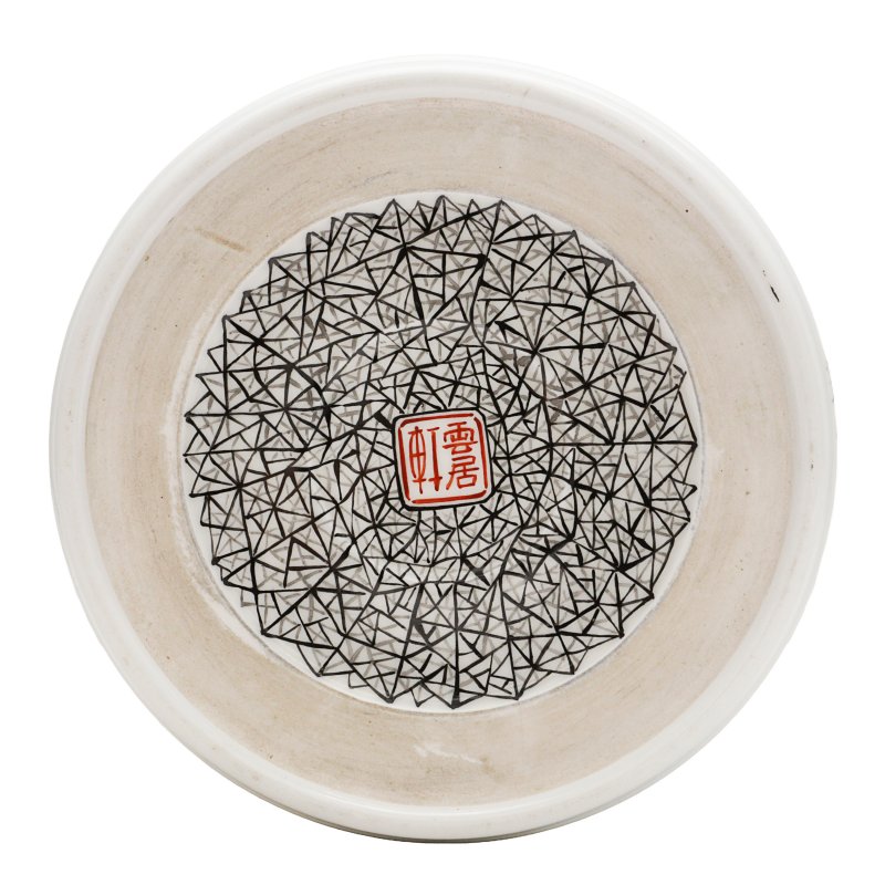 二十世紀（約1942年） 琺瑯彩公雞圖筆筒 | A Chinese enamelled 'chicken' brush pot, 20th century, circa 1942 - 图5