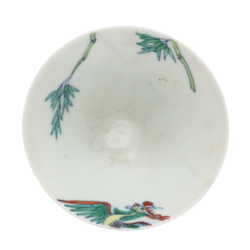 十九至二十世紀 鬪彩圖盌 及 礬紅圖碟 一組兩件 | A Chinese doucai bowl and an iron-red saucer, 19th-20th century - 图6