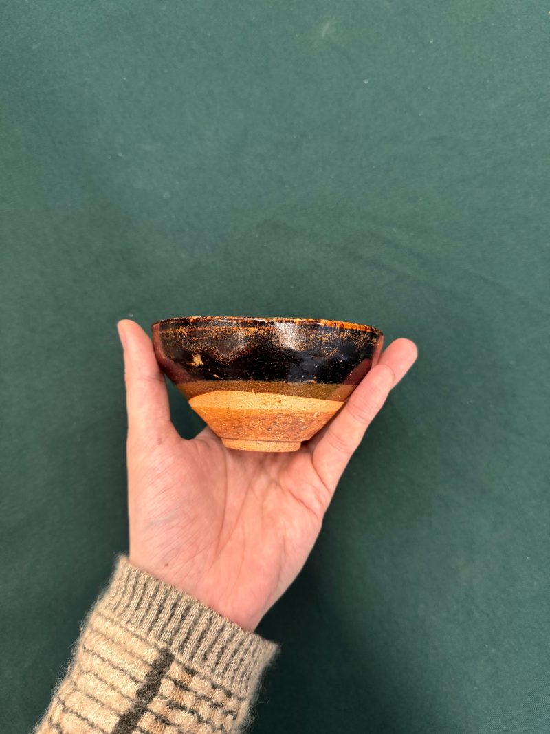 南宋 吉州窰剪紙貼花梅花紋盌 | Santos Collection | A fine Chinese Jizhou 'papercut' 'prunus' bowl, Southern Song dynasty - 图17