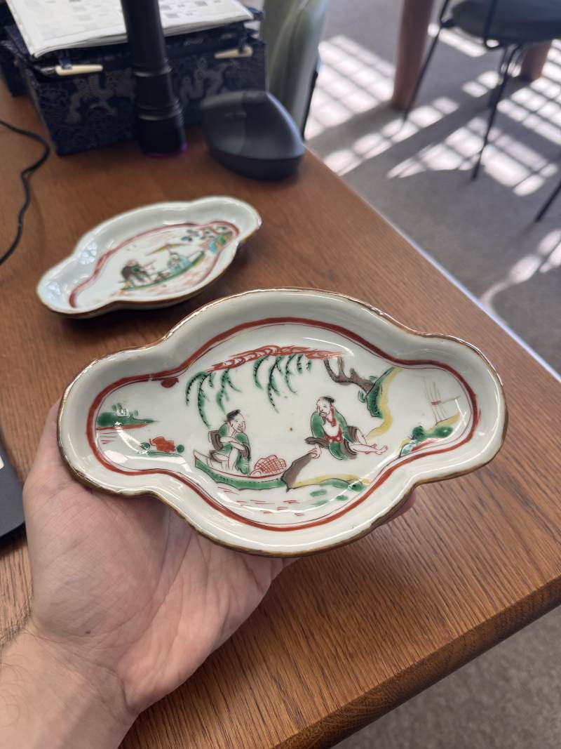 明天啟 五彩古染付向付小盤一對 | Santos Collection | A pair of Chinese kosometsuke wucai 'mukozuke' dishes, Ming dynasty, Tianqi period - 图2