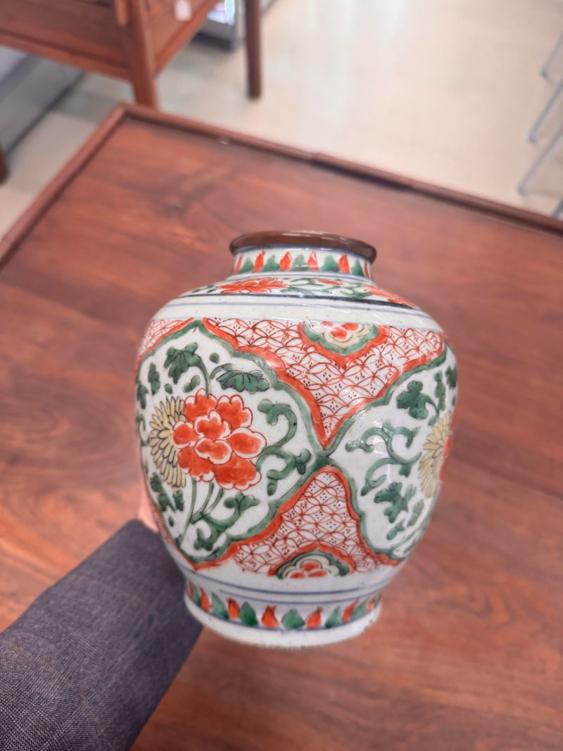 過渡期 五彩穿花鳳紋罐 | A Chinese wucai 'phoenix' jar, Transitional period, 17th century - 图14