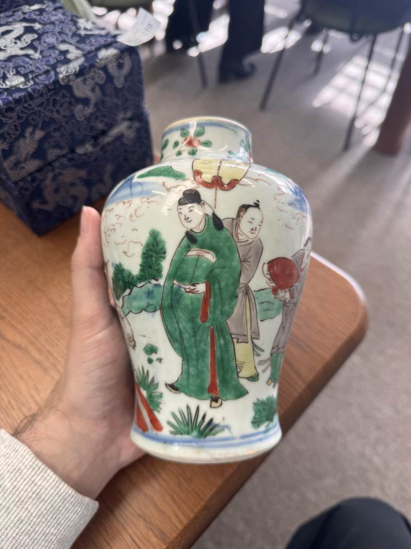 十七世紀 五彩高士圖瓶 | Santos Collection | A Chinese wucai 'official and attendant' vase, 17th century - 图9
